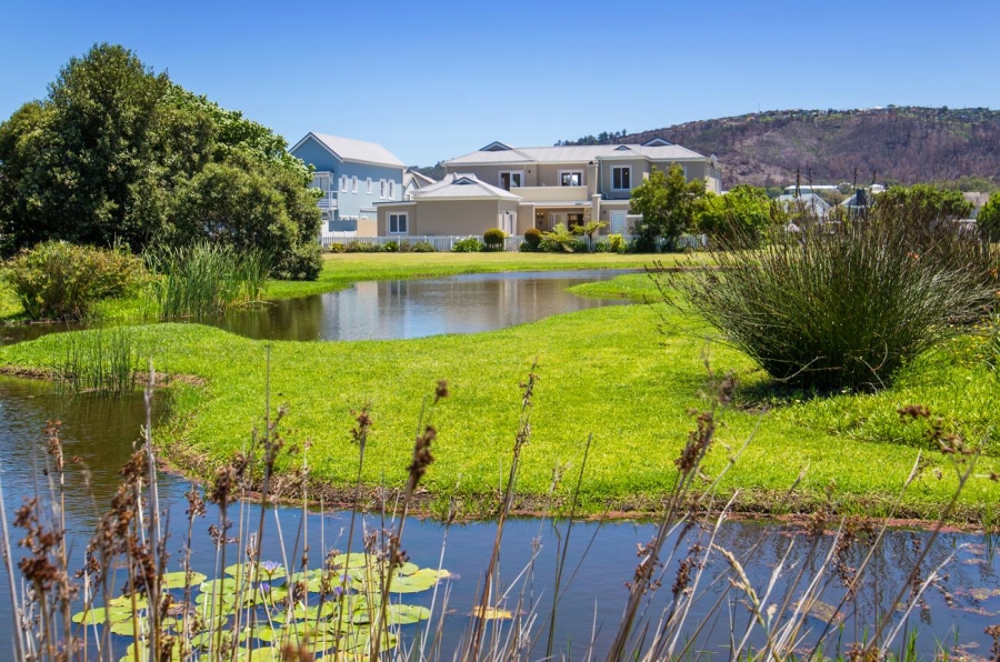 To Let 4 Bedroom Property for Rent in Thesen Islands Western Cape